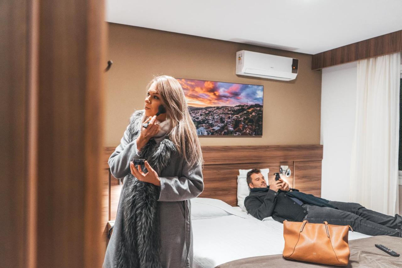 Hotel Fioreze Centro 格拉玛多 外观 照片