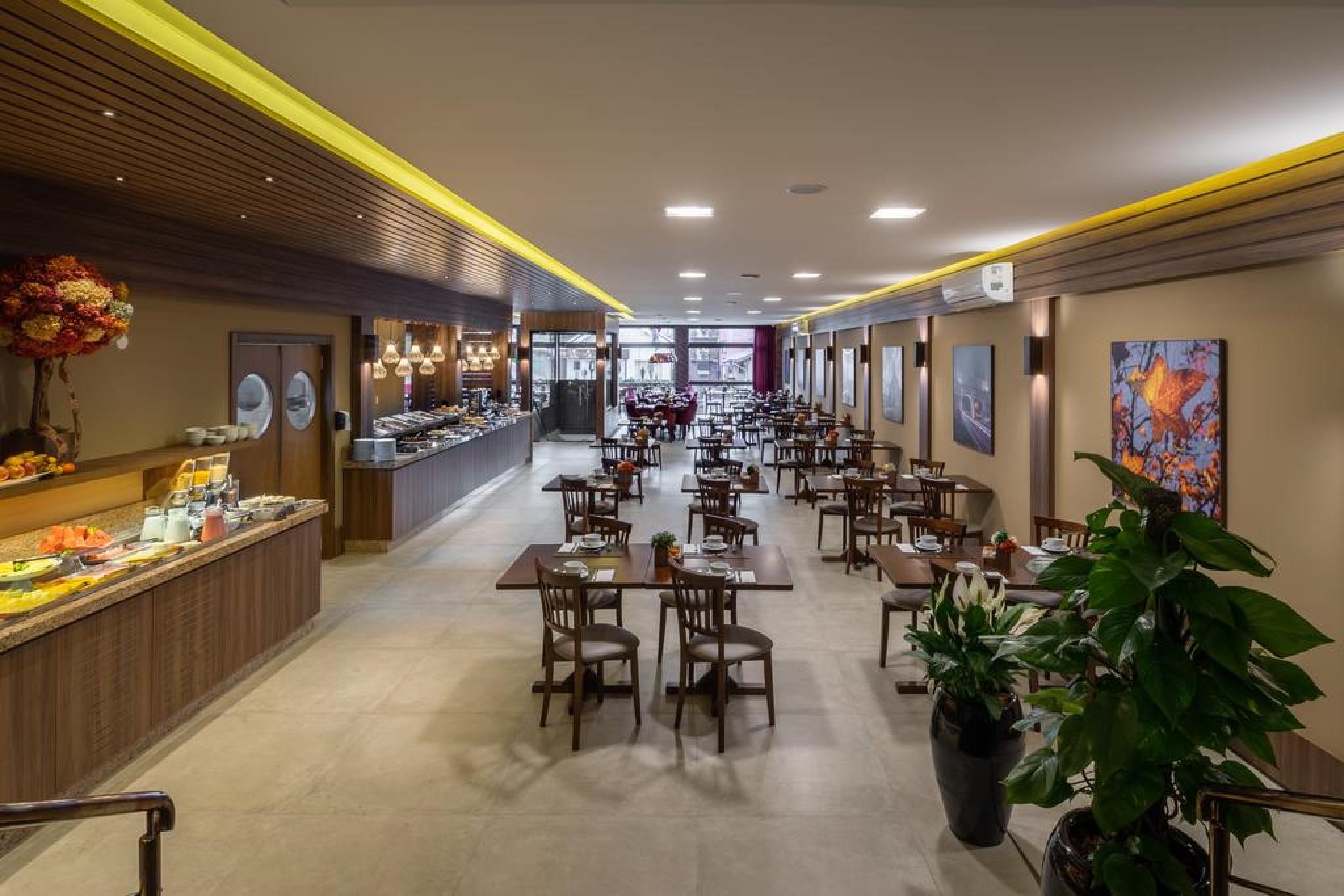 Hotel Fioreze Centro 格拉玛多 外观 照片
