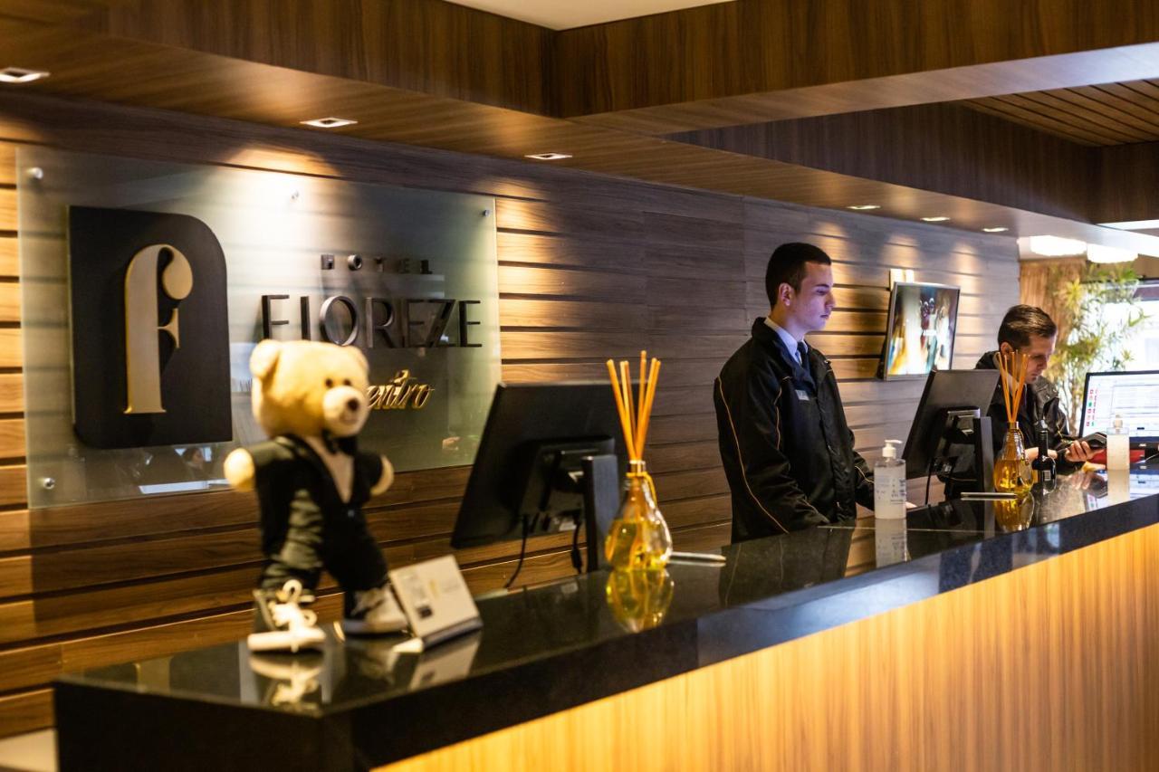 Hotel Fioreze Centro 格拉玛多 外观 照片