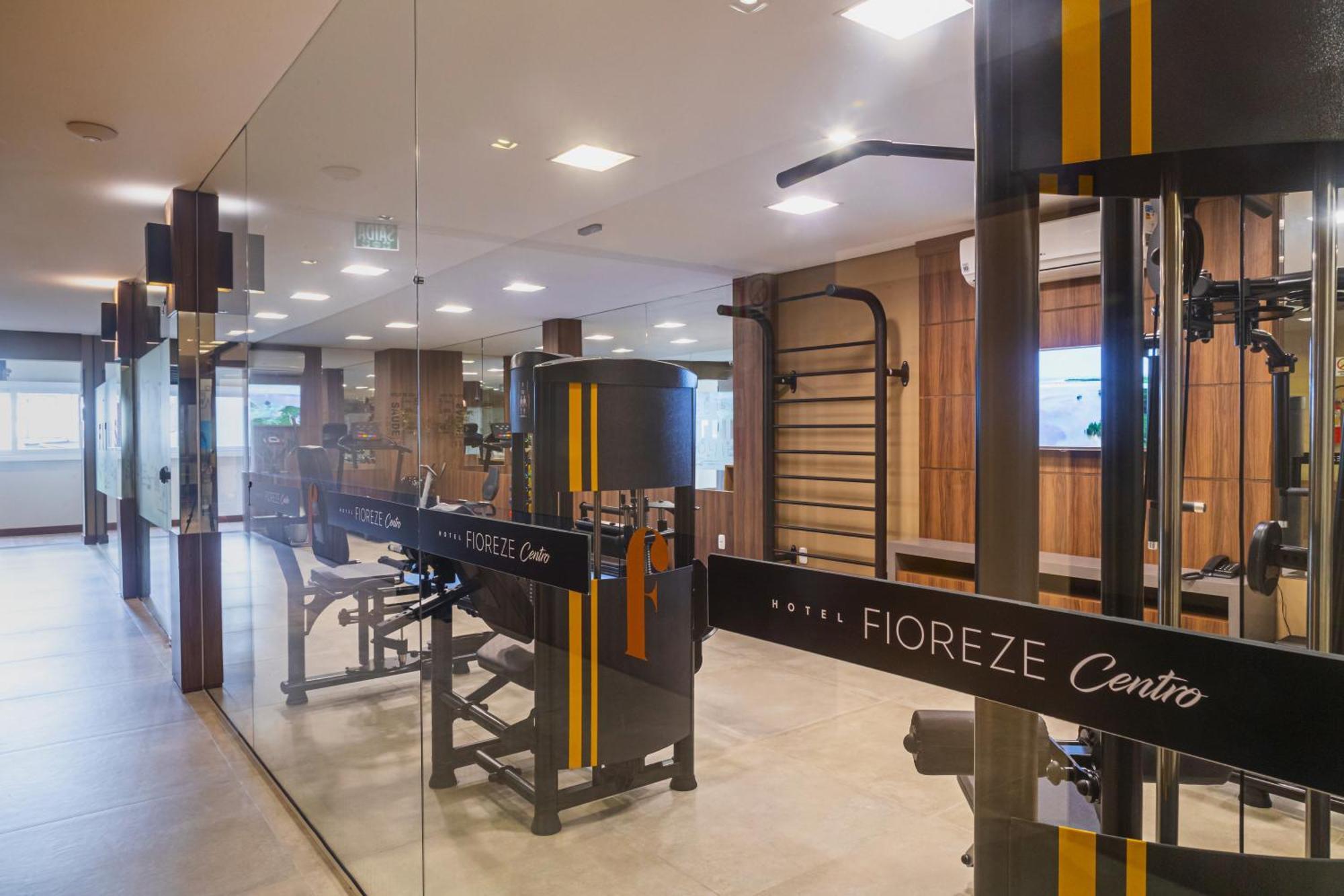 Hotel Fioreze Centro 格拉玛多 外观 照片