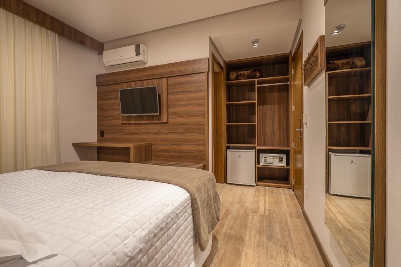 Hotel Fioreze Centro 格拉玛多 外观 照片