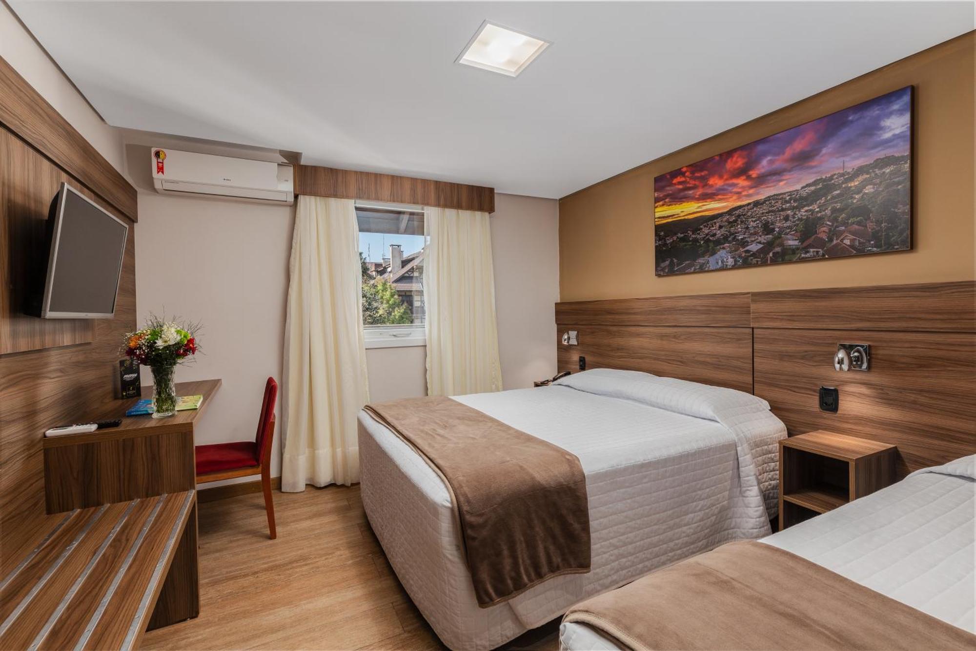 Hotel Fioreze Centro 格拉玛多 外观 照片